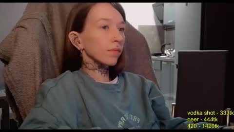 Snapshot of fran_bow chatting on October 15, 2025, 2:11 am fran_bow online show from October 15, 2025, 2:11 am