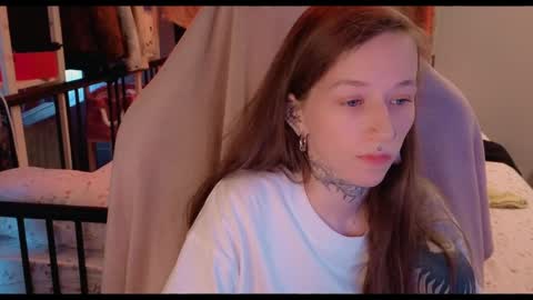 fran_bow online show from May 22, 2026, 2:55 pm