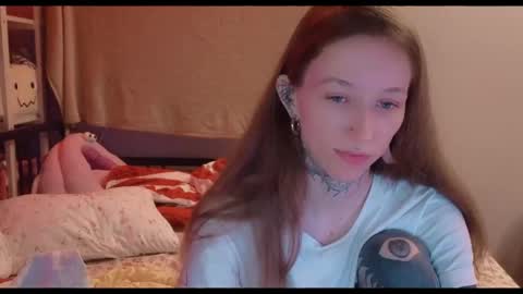 fran_bow online show from May 26, 2026, 6:37 pm