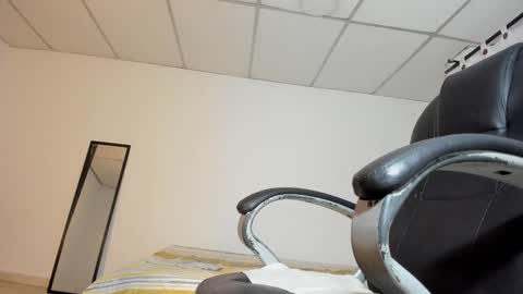 Snapshot of fran_boy_ chatting on January 13, 2026, 4:07 am Fran online show from January 13, 2026, 4:07 am