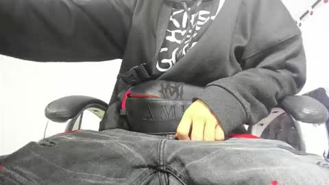 Snapshot of fran_boy_ chatting on January 15, 2026, 3:44 am Fran online show from January 15, 2026, 3:44 am