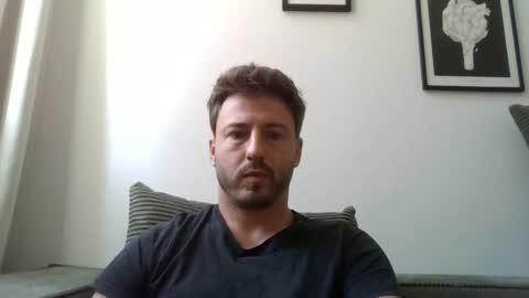 Snapshot of francaiiis chatting on September 29, 2025, 8:08 am francaiiis online show from September 29, 2025, 8:08 am