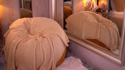 francescadante online show from March 18, 2026, 7:11 am