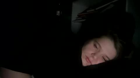 francescafey online show from October 31, 2025, 6:47 am