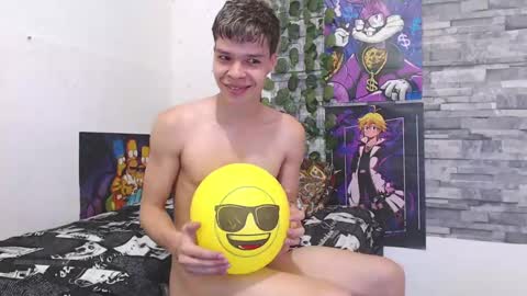 Snapshot of francesco_spank chatting on January 28, 2025, 7:00 pm FRANCESCO online show from January 28, 2025, 7:00 pm