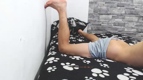 Snapshot of francesco_spank chatting on February 18, 2025, 4:04 am FRANCESCO online show from February 18, 2025, 4:04 am