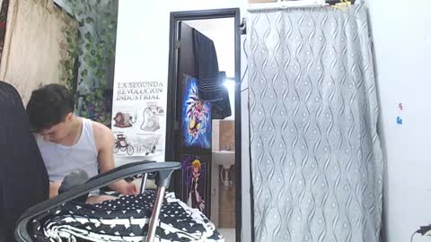 Snapshot of francesco_spank chatting on October 8, 2025, 2:09 am FRANCESCO online show from October 8, 2025, 2:09 am