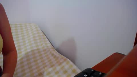 Snapshot of franceskcaa chatting on January 14, 2025, 9:35 am franceskcaa online show from January 14, 2025, 9:35 am