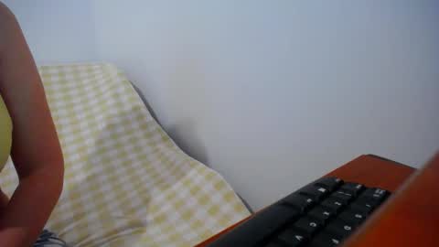 Snapshot of franceskcaa chatting on February 18, 2025, 6:37 pm franceskcaa online show from February 18, 2025, 6:37 pm