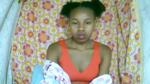 Snapshot of franciefrancie chatting on October 28, 2025, 2:53 pm francilla online show from October 28, 2025, 2:53 pm