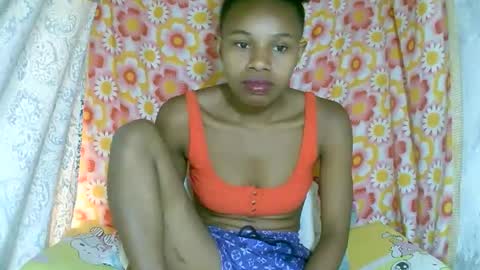 Snapshot of franciefrancie chatting on November 4, 2025, 6:56 am francilla online show from November 4, 2025, 6:56 am