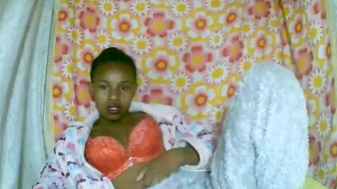 Snapshot of franciefrancie chatting on November 26, 2025, 10:33 pm francilla online show from November 26, 2025, 10:33 pm