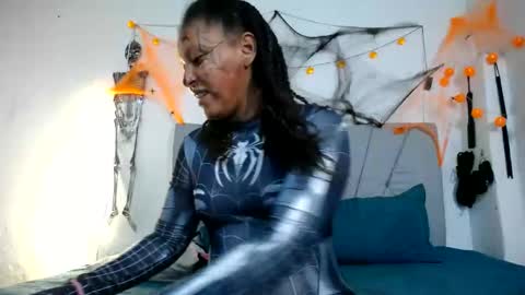 Snapshot of francihot4 chatting on November 1, 2025, 2:57 am francihot4 online show from November 1, 2025, 2:57 am