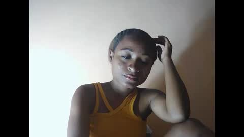 Snapshot of francine925426 chatting on November 16, 2025, 3:50 pm francine925426 online show from November 16, 2025, 3:50 pm