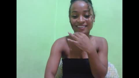 francine925426 online show from April 14, 2026, 9:10 pm