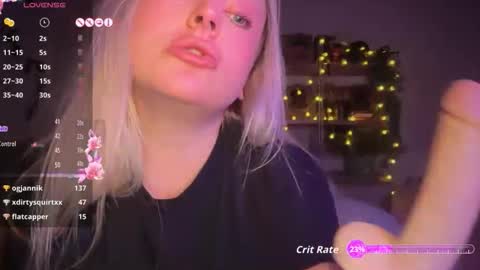 Snapshot of francis_digby chatting on January 11, 2026, 12:37 am Francis Digby online show from January 11, 2026, 12:37 am