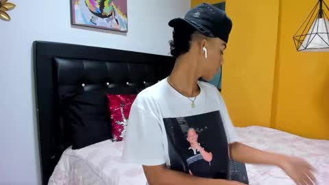 Snapshot of franco_clark chatting on October 12, 2025, 2:32 am FRANCO online show from October 12, 2025, 2:32 am