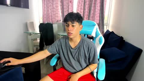 frank online show from February 8, 2025, 7:59 pm