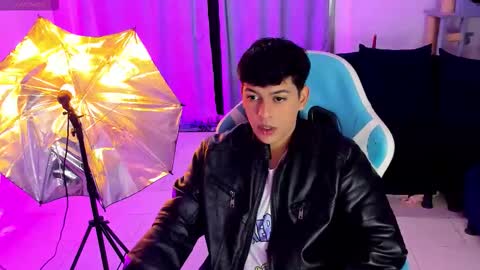 frank online show from November 24, 2025, 9:03 pm