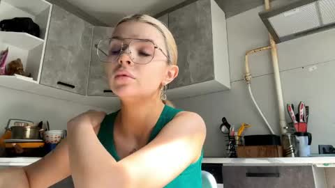 Britney online show from May 14, 2026, 5:47 am