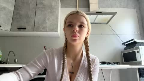 Britney online show from June 1, 2026, 6:59 am