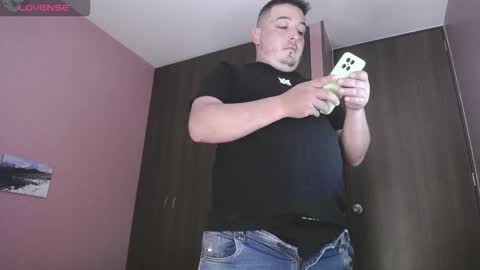 Juan online show from March 15, 2026, 1:55 am