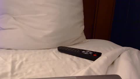 frank1026 online show from March 19, 2026, 1:42 am