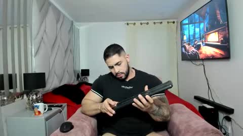 frank_foxx1 online show from November 8, 2025, 4:01 am