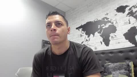 Frank online show from December 2, 2025, 7:09 pm