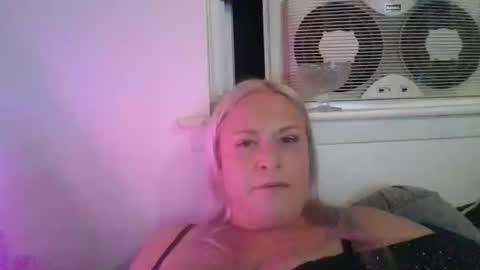 Snapshot of frankbritt chatting on October 10, 2025, 5:28 am frankbritt online show from October 10, 2025, 5:28 am