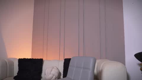 Frank Farrell. Hey remember to give me a thumbs up Ty online show from March 17, 2026, 11:52 pm