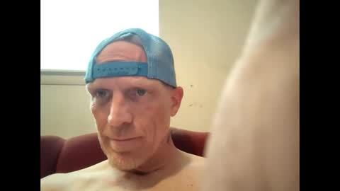 Snapshot of frankieblueeyes4u chatting on April 11, 2026, 6:23 pm Famous Blue Eyes online show from April 11, 2026, 6:23 pm