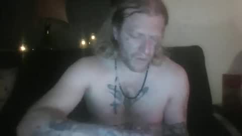 Snapshot of frankyb0yforeal chatting on February 11, 2026, 8:41 am frankyb0yforeal online show from February 11, 2026, 8:41 am