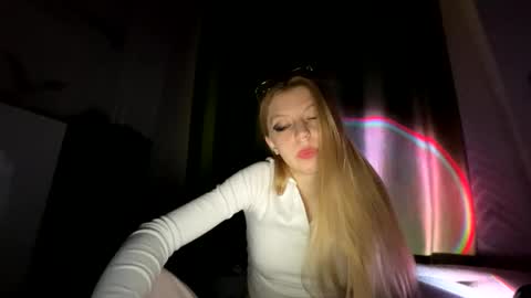 franny_fresh online show from March 4, 2026, 4:02 pm