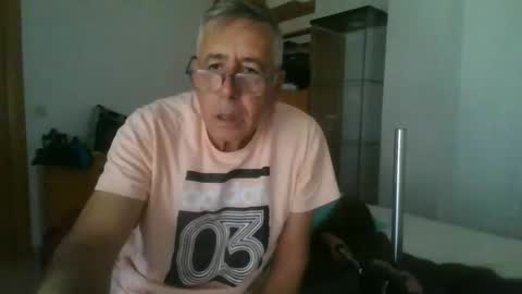 fransexdoll online show from November 8, 2025, 2:39 pm