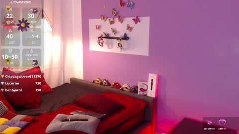 Fransheska online show from January 8, 2025, 9:23 pm