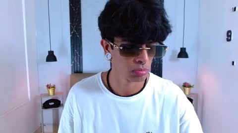 Franvill trato online show from November 21, 2025, 7:56 pm