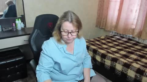 Snapshot of fraumartha chatting on February 8, 2025, 10:07 am FrauMartha online show from February 8, 2025, 10:07 am