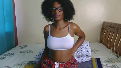 Snapshot of freakky_nessa chatting on December 9, 2024, 6:12 am Nessa-Independent model online show from December 9, 2024, 6:12 am