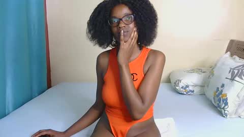 Snapshot of freakky_nessa chatting on January 9, 2025, 11:03 am Nessa-Independent model online show from January 9, 2025, 11:03 am