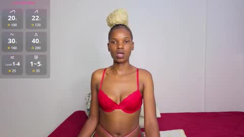 Snapshot of freakky_nessa chatting on February 18, 2026, 3:02 am Nessa-Independent model online show from February 18, 2026, 3:02 am