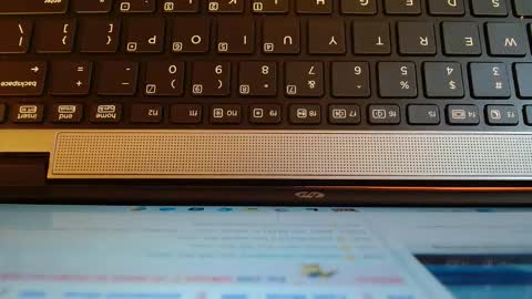 Berry online show from November 16, 2025, 9:04 am