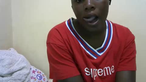 Snapshot of freaky_dolly chatting on March 10, 2025, 4:57 pm freaky_dolly online show from March 10, 2025, 4:57 pm