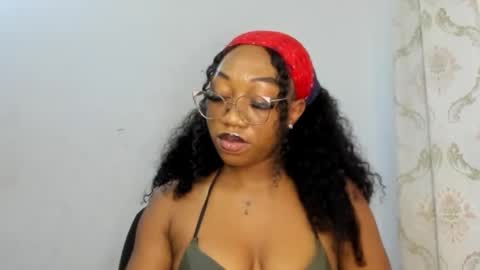 Snapshot of freaky_ebonygirl chatting on October 8, 2025, 6:33 am Freaky ebonygirl online show from October 8, 2025, 6:33 am