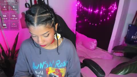 Snapshot of freaky_lia chatting on March 28, 2026, 11:37 pm Lia Gomez online show from March 28, 2026, 11:37 pm