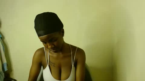Snapshot of freaky_shamzzy chatting on January 13, 2026, 1:38 pm shamika online show from January 13, 2026, 1:38 pm