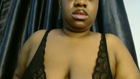 Snapshot of freaky_slut5 chatting on June 28, 2026, 4:07 am freaky slut5 online show from June 28, 2026, 4:07 am