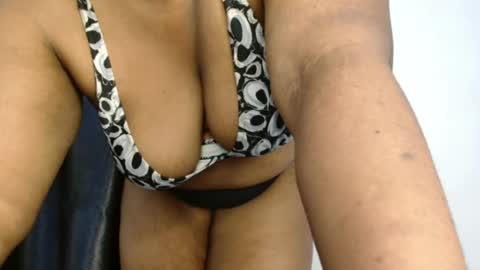 Snapshot of freaky_slut5 chatting on July 5, 2026, 5:42 pm freaky slut5 online show from July 5, 2026, 5:42 pm