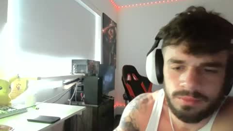 Snapshot of freakyfitking chatting on December 11, 2024, 7:03 pm freakyfitking online show from December 11, 2024, 7:03 pm