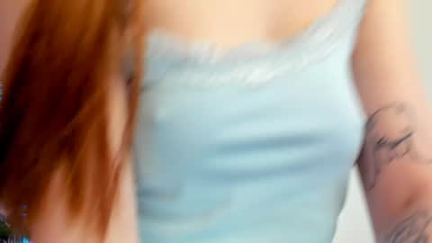 Snapshot of freckle_diyana chatting on January 18, 2025, 12:46 am Diyana online show from January 18, 2025, 12:46 am